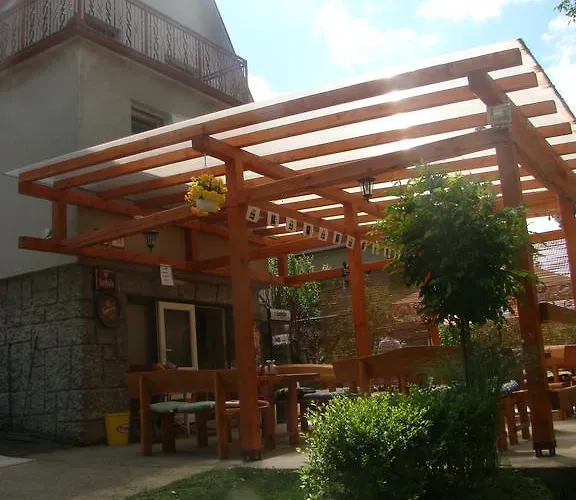 由迪塔别墅度假屋 Moravany nad Váhom